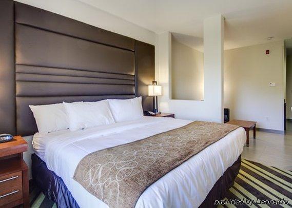 Comfort Suites Denham Springs Extérieur photo